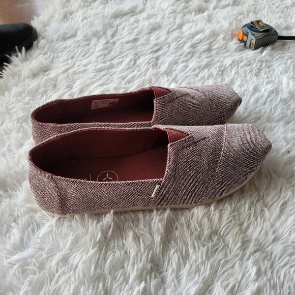 Toms Alpargata 10015655 Womens Red Canvas Slip On Lifestyle Sneakers Shoes - Picture 4 of 7